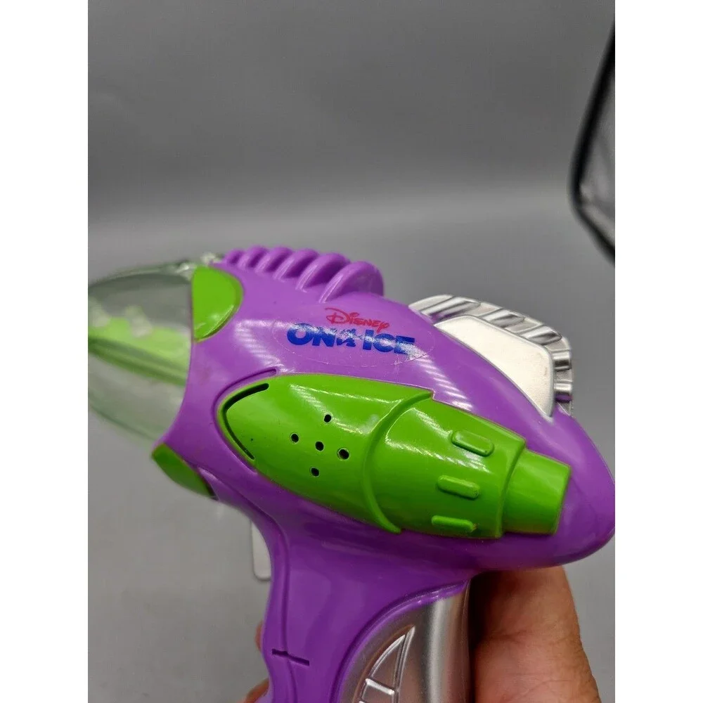 Disney On Ice Buzz Lightyear Blaster Gun Lights Sound Tested Works Purple Green